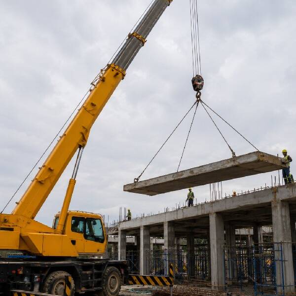 20-ton-mobile-crane-img-2