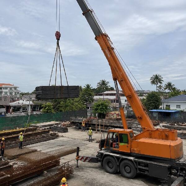 40-ton-mobile-crane-img-1